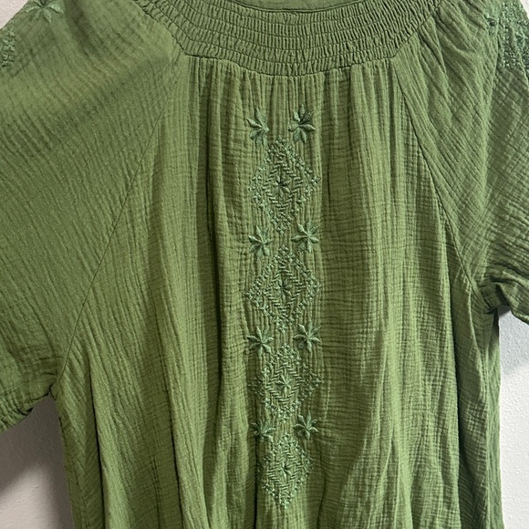 Lucky Brand Olive Green Smocked Top - Picture 11 of 14